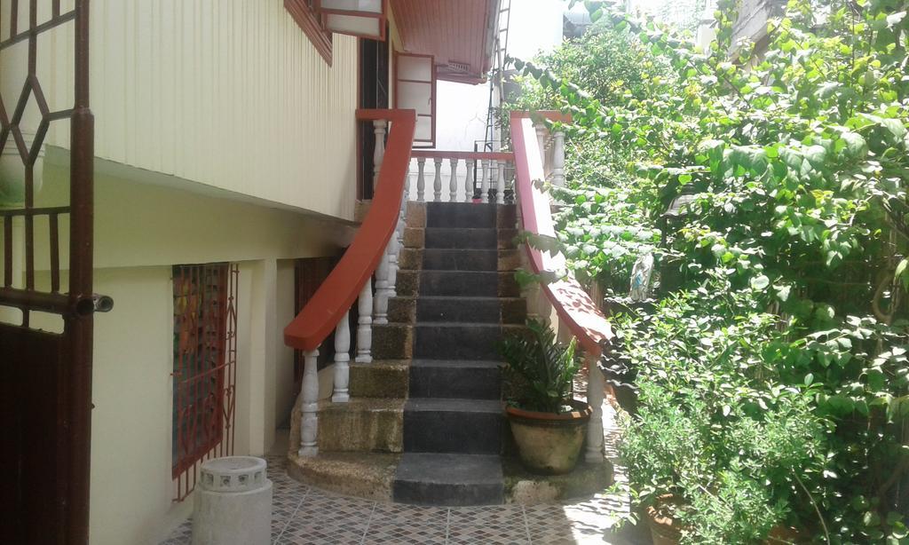 Christopher B&B And Apartments (Adults Only) Paranaque City Eksteriør billede