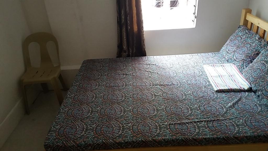 Christopher B&B And Apartments (Adults Only) Paranaque City Eksteriør billede