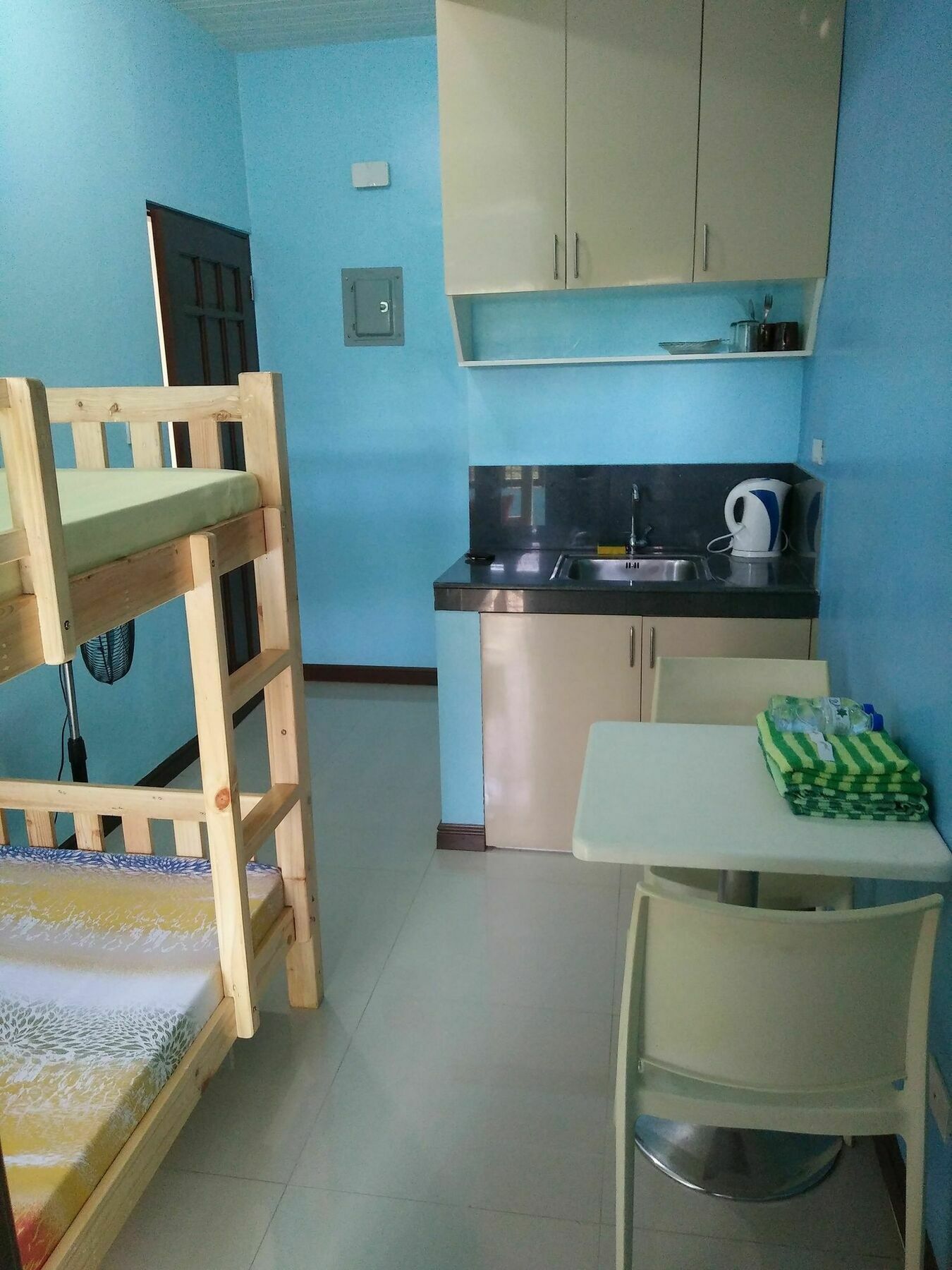 Christopher B&B And Apartments (Adults Only) Paranaque City Eksteriør billede