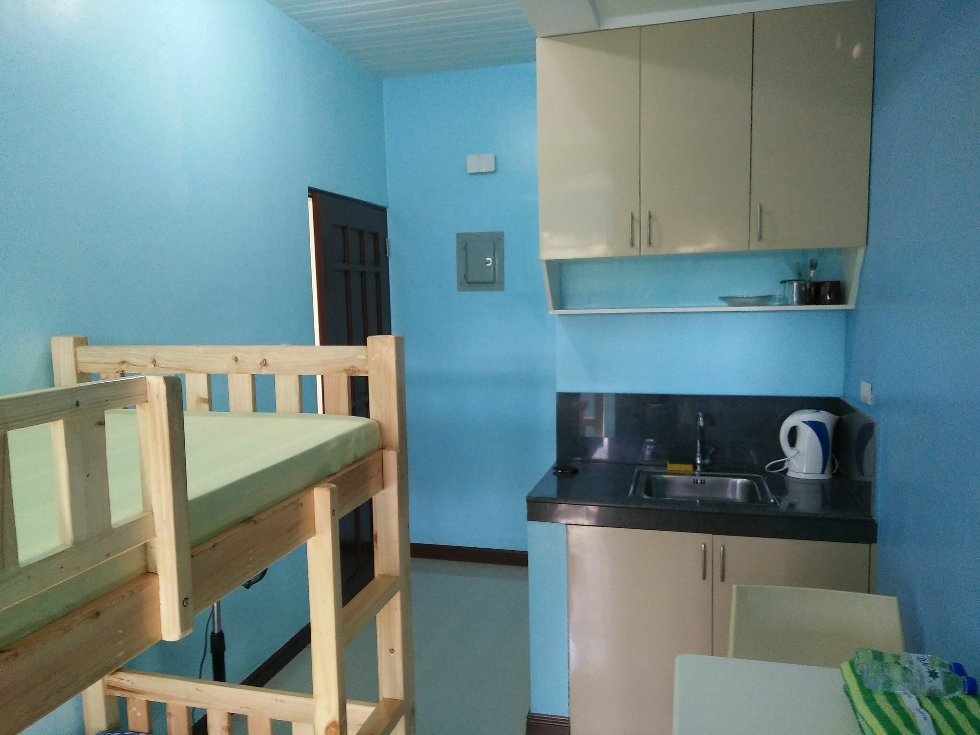 Christopher B&B And Apartments (Adults Only) Paranaque City Eksteriør billede