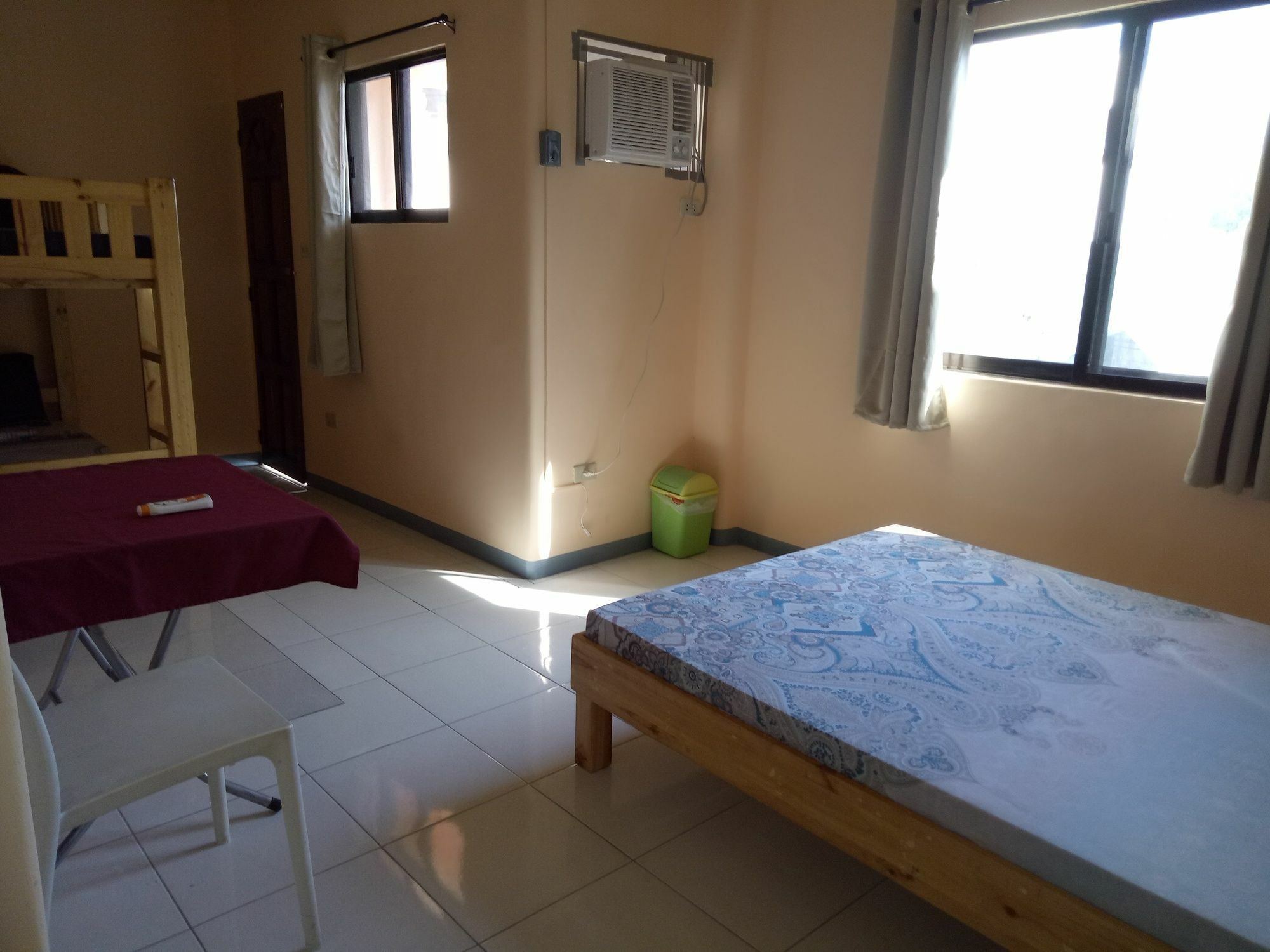 Christopher B&B And Apartments (Adults Only) Paranaque City Eksteriør billede